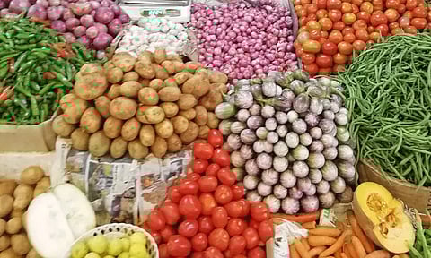 சென்னை: கோயம்பேடு சந்தையில் காய்கறி விலை சரிவு