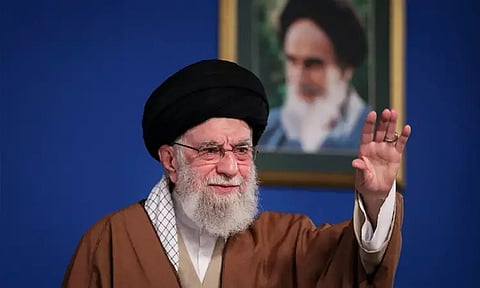 ஈரான் அடிபணியும் நாடு இல்லை: காமேனி எக்ஸ் பதிவால் பரபரப்பு