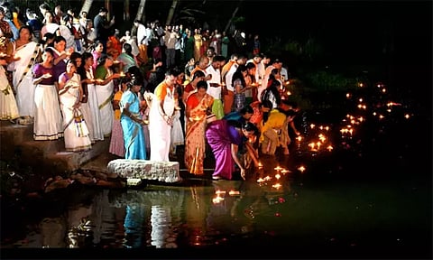 திருவட்டார் ஆதிகேசவ பெருமாள் கோவிலில் மஹா ஆரத்தி திருவிழா