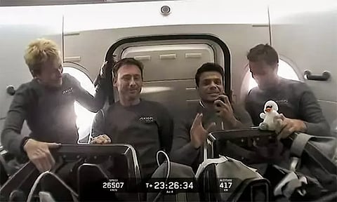 விண்கலத்தில் இருந்து வணக்கம் சொன்ன சுபான்ஷு சுக்லா