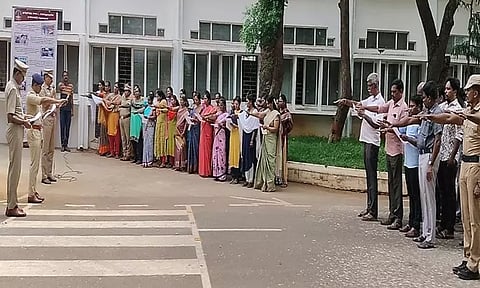 தூத்துக்குடியில் சர்வதேச போதைப்பொருள் ஒழிப்பு தினம் உறுதிமொழி ஏற்பு