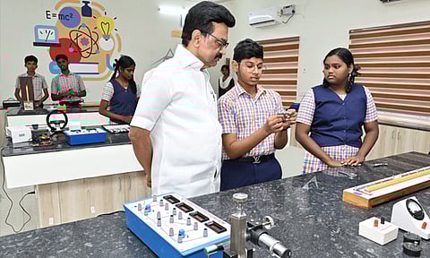 ரூ.13.94 கோடியில் புதிய வகுப்பறை கட்டடங்கள்: முதல்-அமைச்சர் திறந்துவைத்தார்