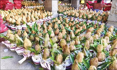 திருச்செந்தூர் கோவிலில் மகா கும்பாபிஷேக விழா: 76 ஓம குண்டங்களில் யாகசாலை பூஜை இன்று தொடங்குகிறது