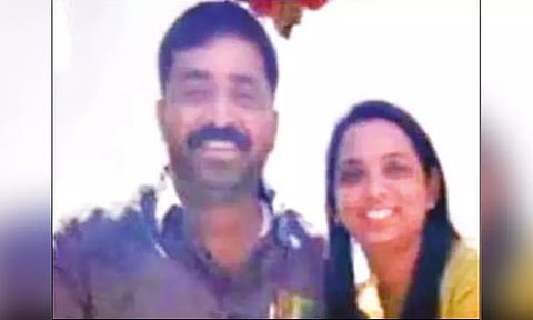 வாடகை வீட்டில் தம்பதி பிணம்: தற்கொலையா?... போலீசார் விசாரணை