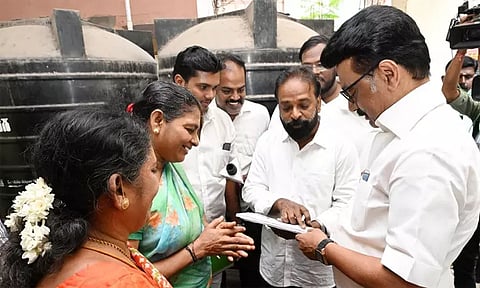 "ஓரணியில் தமிழ்நாடு" - முதல்-அமைச்சர் மு.க.ஸ்டாலின் வீடு வீடாக பிரசாரம்