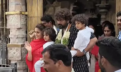 பழனி முருகன் கோவிலில் நயன்தாரா-விக்னேஷ் சிவன் சாமி தரிசனம்