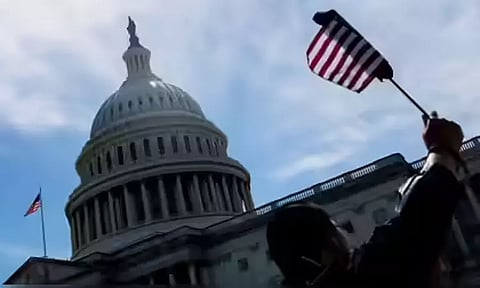 இந்தியா உள்ளிட்ட நாடுகளுக்கு 500 சதவீதம் வரி.. அமெரிக்க நாடாளுமன்றத்தில் மசோதா தாக்கல்