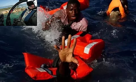 அகதிகள் படகு கடலில் கவிழ்ந்து விபத்து; 4 பேர் பலி