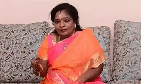 பள்ளிகளில் "ப" வடிவ இருக்கை மாணவர்களை பாதிக்கும் - தமிழிசை சவுந்தரராஜன்