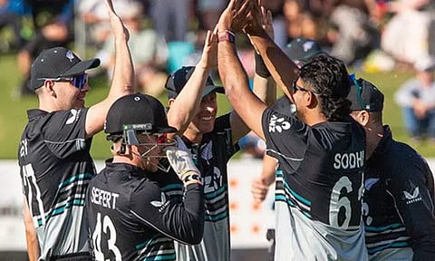 Image Courtesy: @BLACKCAPS / @ZimCricketv 