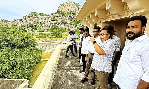 உலக பாரம்பரிய சின்னமாக செஞ்சிக்கோட்டை அறிவிப்பு: அடிப்படை வசதிகள் குறித்து ஆய்வு