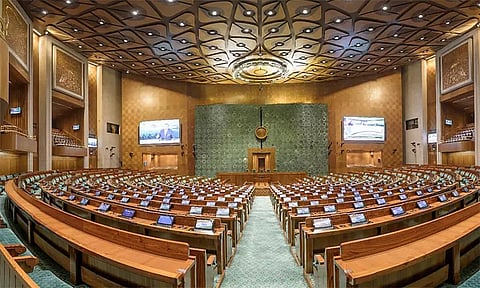 புதிய வருமானவரி மசோதா ஆய்வறிக்கை மக்களவையில் இன்று தாக்கல்