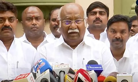 பாஜகவின் கையில் அதிமுக சிக்கியுள்ளது; அது அழித்துவிடும் - அன்வர் ராஜா பேட்டி