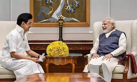 உடல்நலம் குறித்து முதல்-அமைச்சரிடம் விசாரித்தார் பிரதமர் மோடி