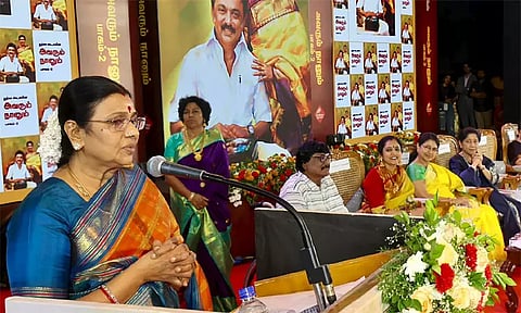 "அவர் வரவில்லை என்றாலும் மனம் இங்குதான் இருக்கும் " - துர்கா ஸ்டாலின்