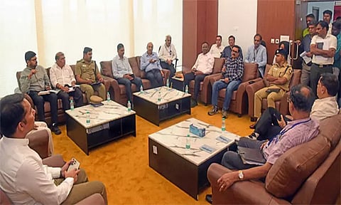 26ம்தேதி தூத்துக்குடி விமான நிலையத்தை பிரதமா மோடி திறந்து வைக்கிறார்: முன்னேற்பாடு பணிகள் குறித்து ஆலோசனை