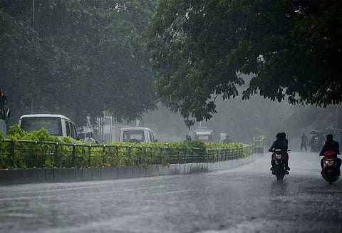 கேரளா: 3 மாவட்டங்களுக்கு இன்று ஆரஞ்சு எச்சரிக்கை