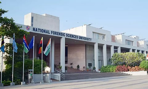 தேசிய தடய அறிவியல் பல்கலைக்கழகம் வழங்கும் படிப்புகள்...!