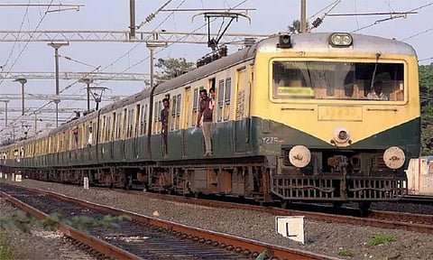 சென்டிரல்-சூலூர்பேட்டை இடையே 14 மின்சார ரெயில்கள் ரத்து