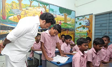 அரசு பள்ளிகளில் மாணவர் சேர்க்கை 4 லட்சத்தை கடந்தது - அமைச்சர் அன்பில் மகேஷ் பெருமிதம்