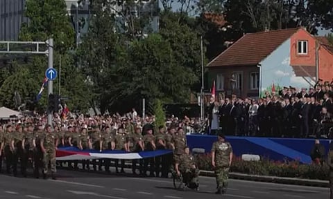 குரேஷியா ராணுவ படைகளின் 30-வது வெற்றி தின அணிவகுப்பு - ஆர்வத்துடன் கண்டுகளித்த பொதுமக்கள்