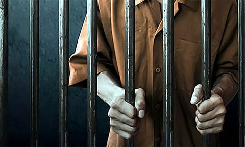 அமெரிக்காவில் பெயர் குழப்பத்தால் கைதி மாற்றி விடுதலை