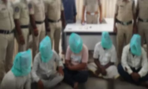 திருப்பதியில் பெண்களிடம் தொடர் நகை பறிப்பில் ஈடுபட்டு வந்த கும்பல் கைது