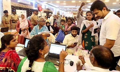 சென்னையில் 'உங்களுடன் ஸ்டாலின்' திட்ட முகாம் - உதயநிதி ஸ்டாலின் பார்வையிட்டார்