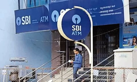 எஸ்.பி.ஐ வங்கியில் 5,180 கிளர்க் பணியிடங்கள்: அருமையான வாய்ப்பு- உடனே விண்ணப்பிங்க