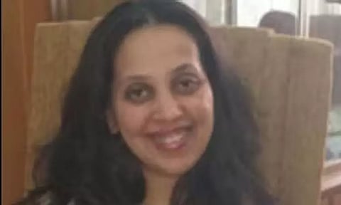 பாஜக முன்னாள் செய்தி தொடர்பாளர் ஆர்த்தி சாத்தே மும்பை ஐகோர்ட்டு நீதிபதியாக நியமனம்