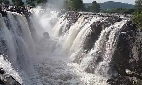 ஒகேனக்கல்லுக்கு நீர்வரத்து 20 ஆயிரம் கனஅடியாக அதிகரிப்பு