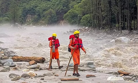 கனமழை எச்சரிக்கை எதிரொலி: இமாசலபிரதேசத்தில் 360 சாலைகள் மூடல்