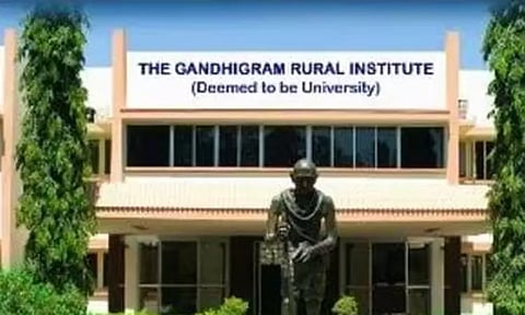 காந்தி கிராம பல்கலைக்கழகம் வழங்கும் படிப்புகள் என்னென்ன? முழு விவரம்