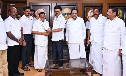 திமுகவில் இணைந்தார் மைத்ரேயன்... அதிமுக மீது பரபரப்பு குற்றச்சாட்டு