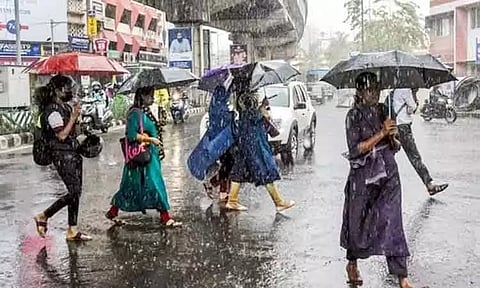 20 மாவட்டங்களில் இரவு 7 மணி வரை மழைக்கு வாய்ப்பு