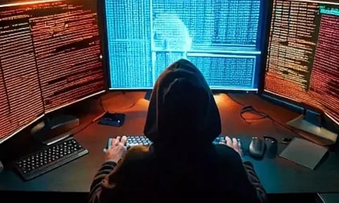 பங்கு வர்த்தகத்தில் முதலீடு.. கம்ப்யூட்டர் என்ஜினீயர்கள் உள்ளிட்டோரிடம் ரூ.11 கோடி மோசடி செய்த மர்ம நபர்கள்