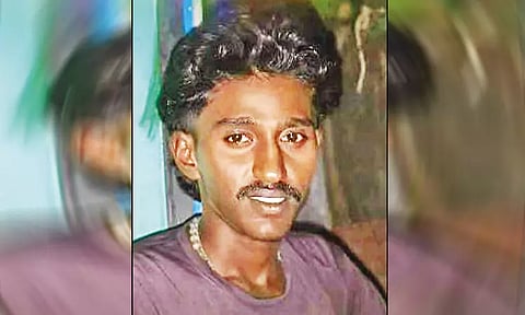 மது போதையில் வெடித்த தகராறு.. பழகிய நண்பனை அடித்துக் கொன்ற கும்பல் - தூத்துக்குடியில் பரபரப்பு