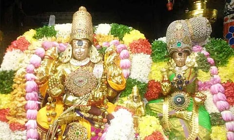 புலியாக வந்து பக்தர்களுக்கு முக்தி கொடுத்த சிவபெருமான்