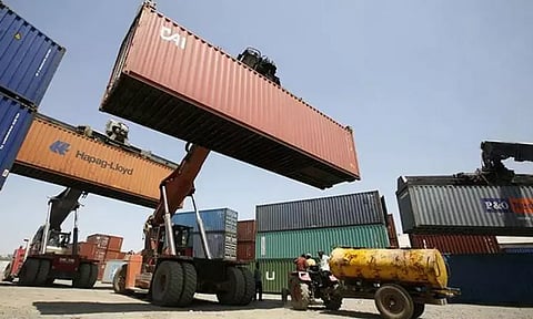 அமெரிக்காவின் 50 சதவீத வரியால் ஏற்படும் பாதிப்பு என்ன? நாளை முக்கிய ஆலோசனை