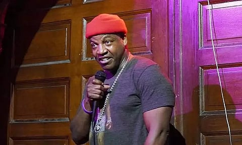 அமெரிக்கா: நகைச்சுவை கலைஞர் சுட்டுக்கொலை