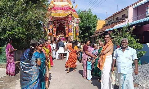 மெலட்டூர் விநாயகர் கோவில் தேரோட்டம்: ஏராளமான பெண்கள் தேர் இழுத்தனர்