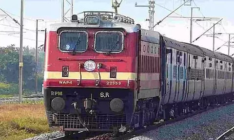 ஓணம் பண்டிகையை முன்னிட்டு சிறப்பு ரெயில்கள் அறிவிப்பு