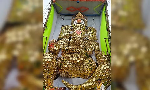 சென்னை: பித்தளை தாம்பாளங்களால் உருவாக்கப்பட்ட பிரம்மாண்ட விநாயகர் சிலை