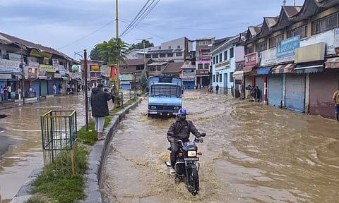 ஜம்மு-காஷ்மீரில் வரலாறு காணாத மழை; பலி எண்ணிக்கை 41 ஆக உயர்வு