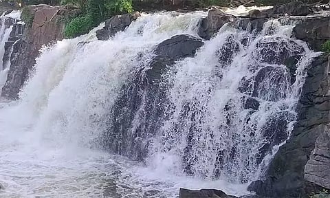 ஒகேனக்கல்லுக்கு நீர்வரத்து 14 ஆயிரம் கனஅடியாக அதிகரிப்பு