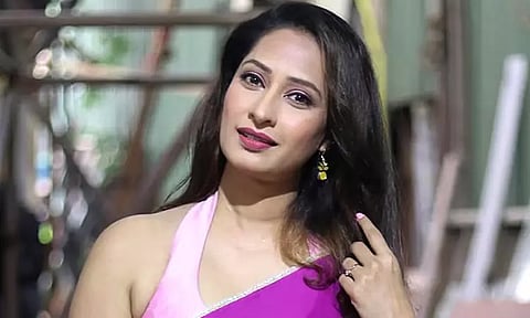 புற்றுநோய் பாதிப்பு: இந்தி நடிகை உயிரிழப்பு