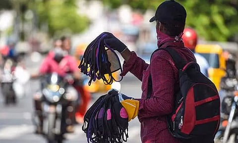 வைரஸ் காய்ச்சல் பரவல்; பொது இடங்களில் மாஸ்க் அணிய சுகாதாரத்துறை அறிவுறுத்தல்