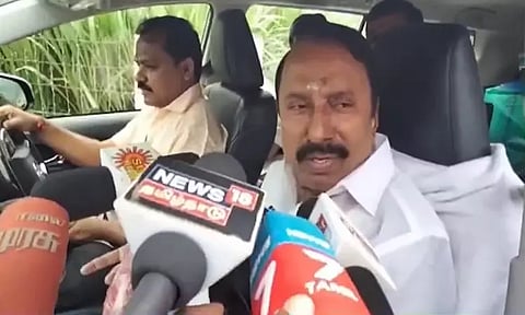 கூட்டத்துக்கு வருமாறு கட்சி நிர்வாகிகள் யாரையும் நான் அழைக்கவில்லை - செங்கோட்டையன் பேட்டி