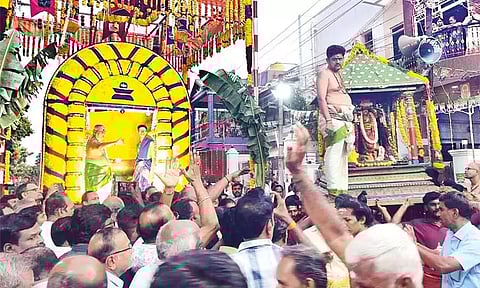 கரிவலம்வந்தநல்லூர் பால்வண்ணநாத சுவாமி கோவிலில் ஆவணி தபசு காட்சி