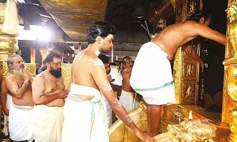 சபரிமலை அய்யப்பன் கோவிலில் நடை திறப்பு.. பக்தர்களுக்கு மூன்று நாட்கள் ஓண விருந்து